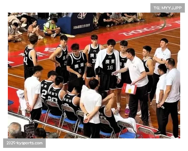 赵睿首秀砍下13分胡明轩贡献15分广东大胜肯尼哈奇男篮85比51