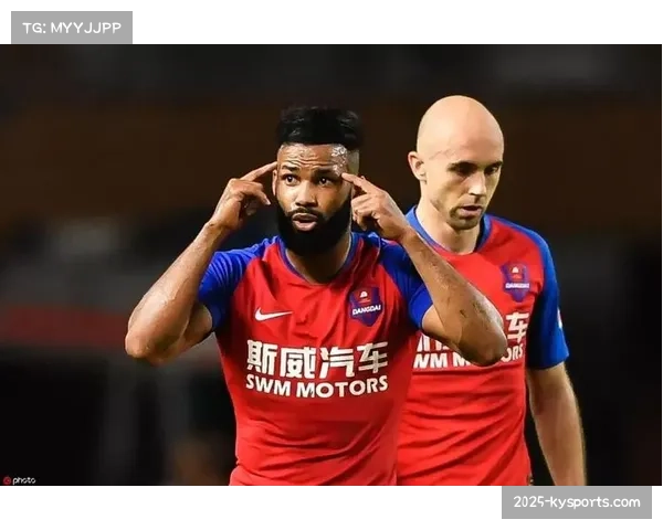 棕熊队斯威曼40次扑救获第六胜 与传奇奇弗斯并列队史第四