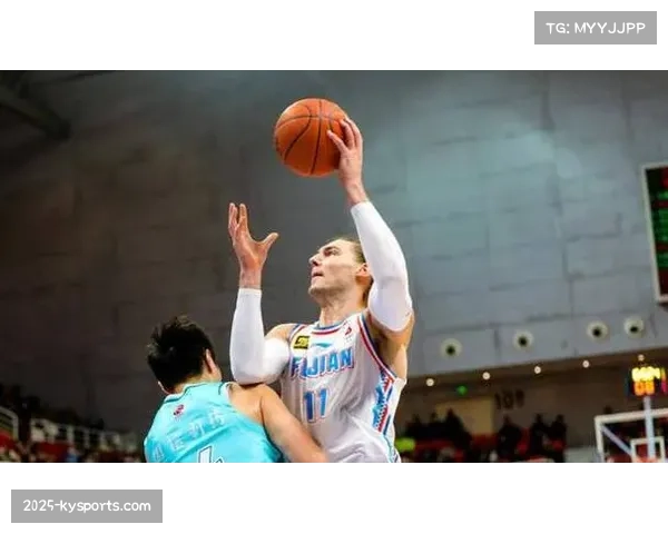 山东斯蒂尔24分7篮板：外援面对旧主的节奏掌控表现